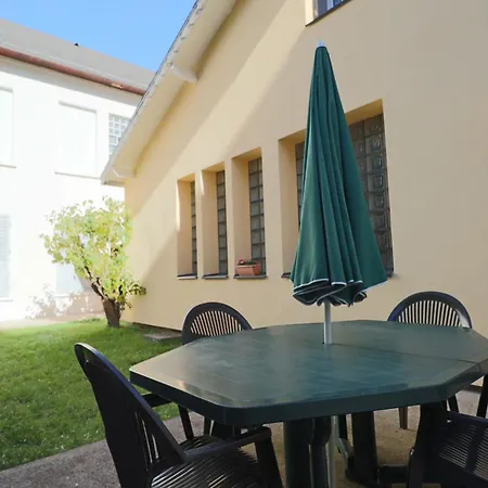 2* Avec Jardin Prive, 4 Pers, A - Fr-1-858-10 לה בורבול