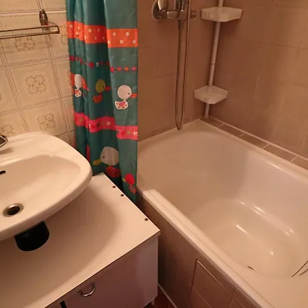 דירה 2* Avec Jardin Prive, 4 Pers, A - Fr-1-858-10